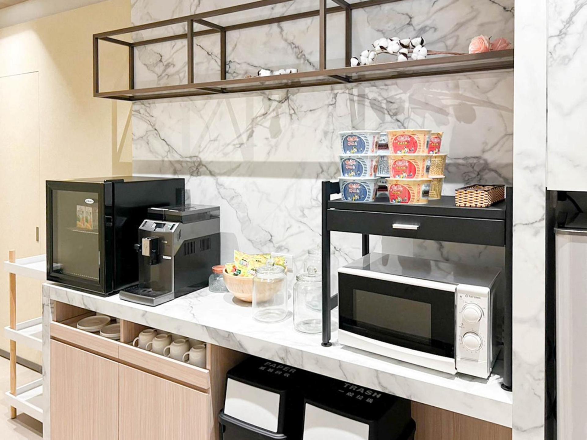 Royal Rose Hotel Zhongshan Tajpej Zewnętrze zdjęcie