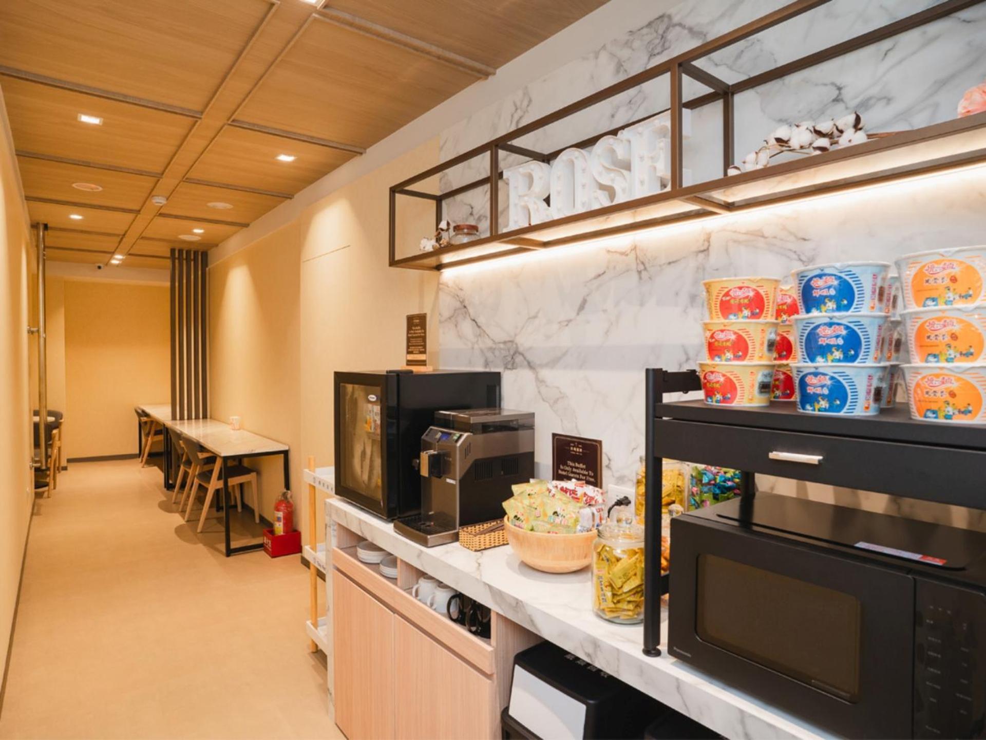 Royal Rose Hotel Zhongshan Tajpej Zewnętrze zdjęcie